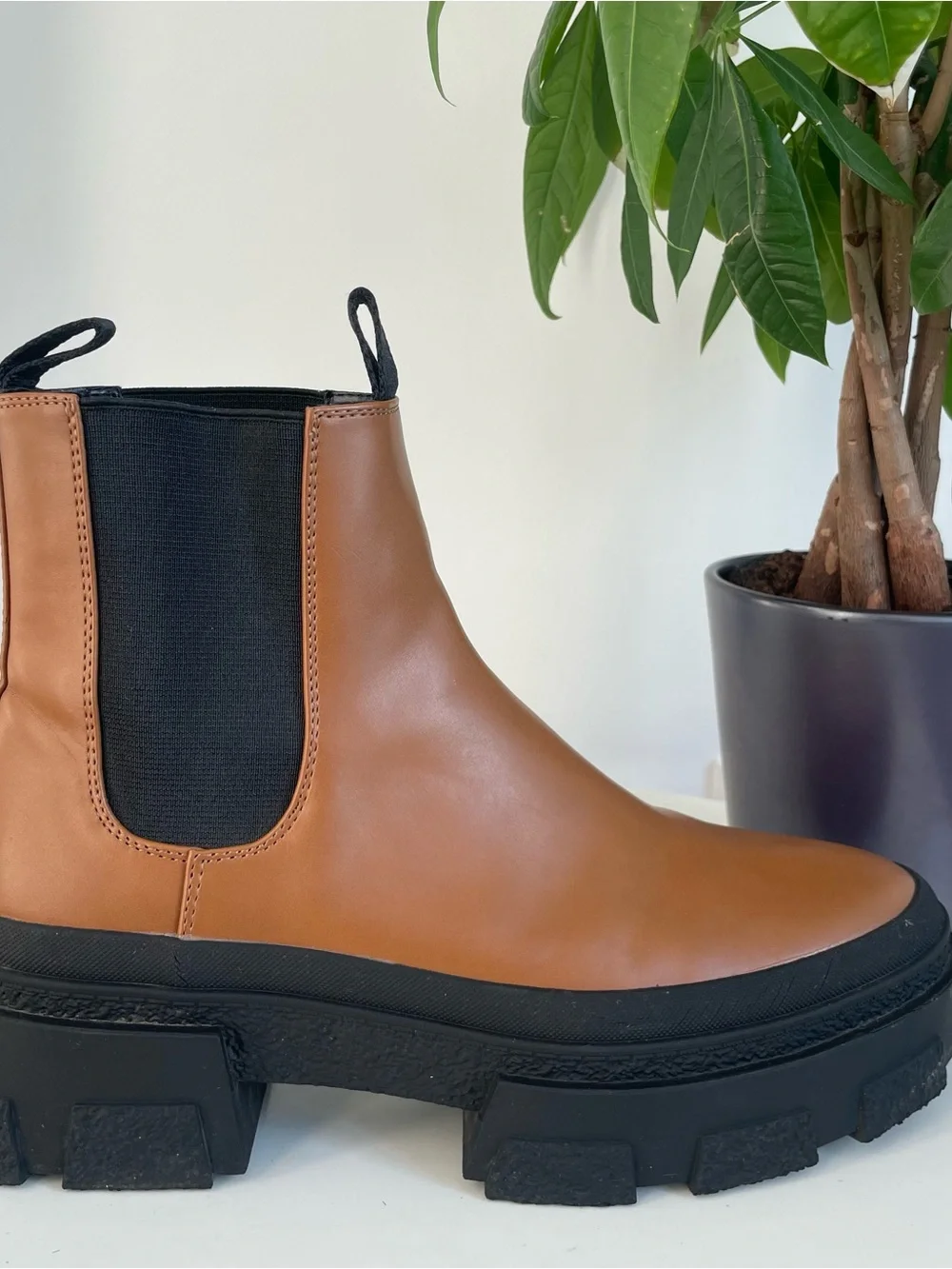 Women Size 8.5 ZARA Brown Faux Leather Ankle Chelsea Boots Platform Track Sole